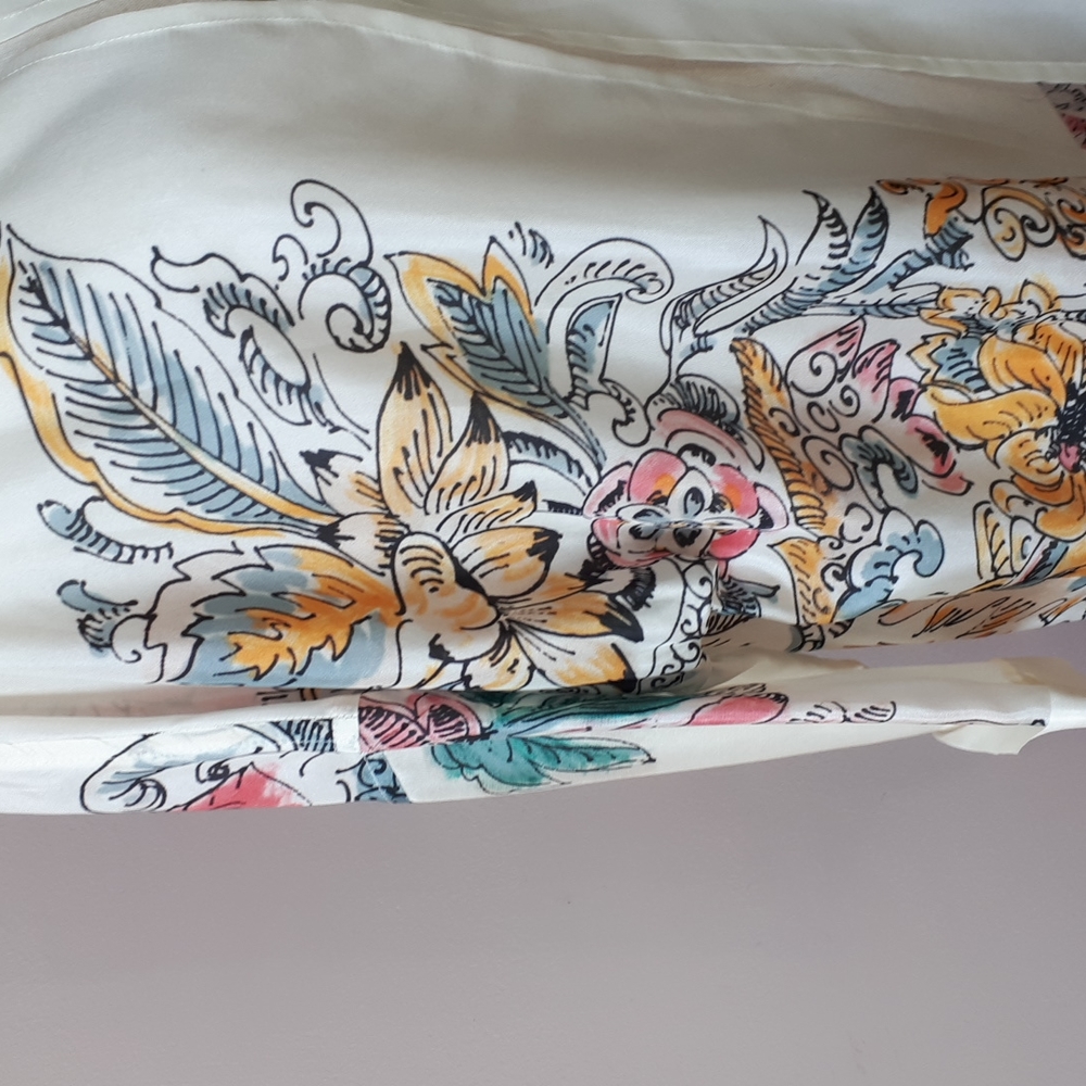 Villagallo silk printed cover up - Picture 4 of 6